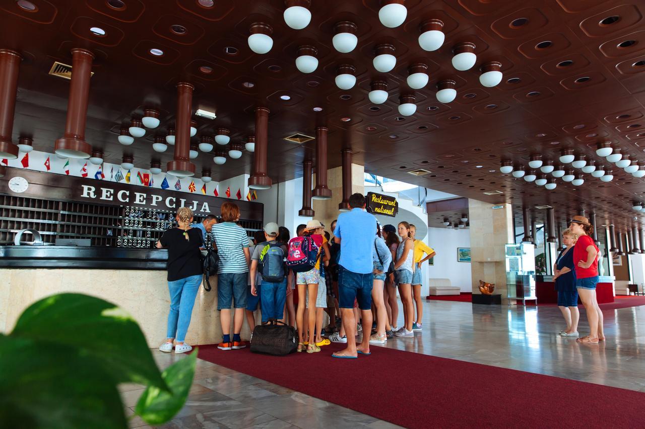 Corpus B - Hotel Albatros Ulcinj Exteriér fotografie